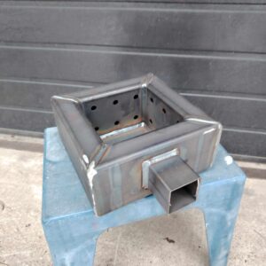 Vanaõliahju õlipõletusvann.